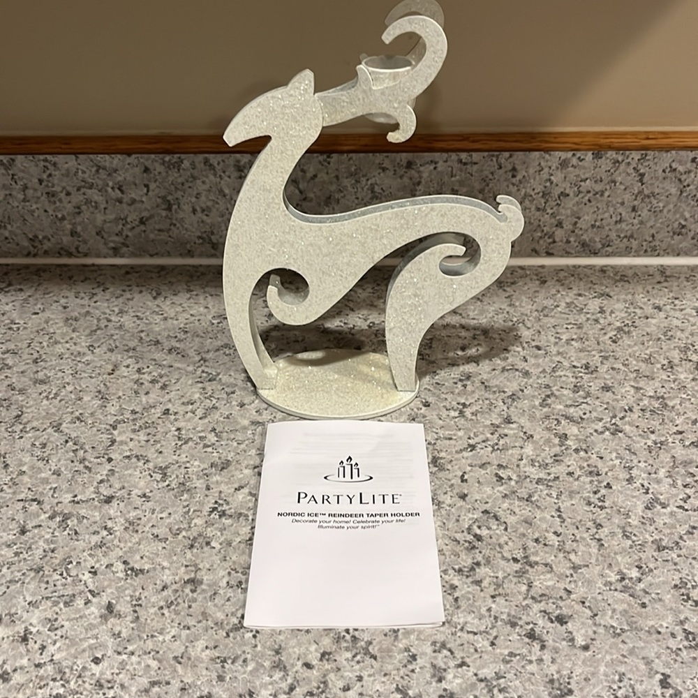 Set of 2 PartyLite Nordic Ice Reindeer Taper Holders - Picture 5 of 10